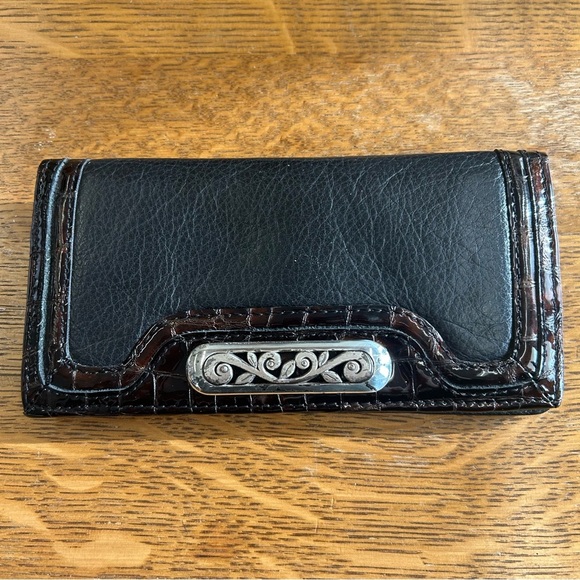 Brighton Black and Brown Leather Wallet - Picture 1 of 12